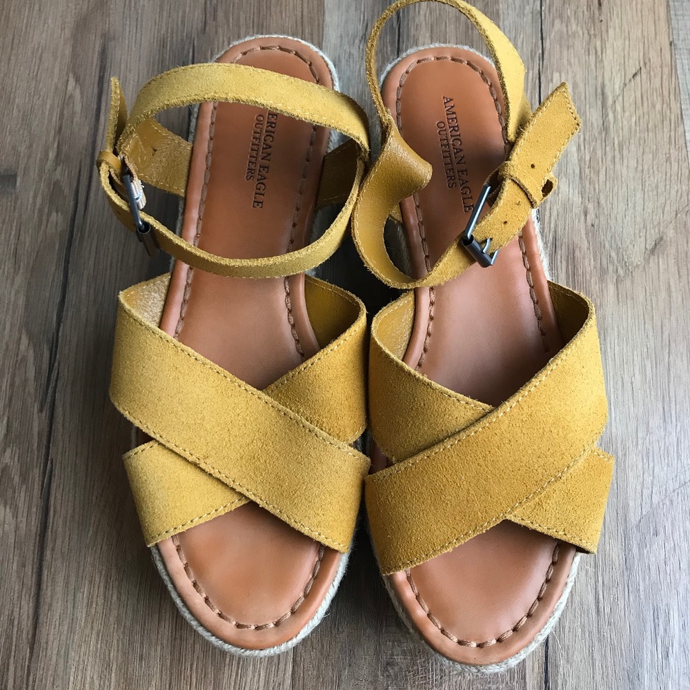 American Eagle Heel Sandal Yellow